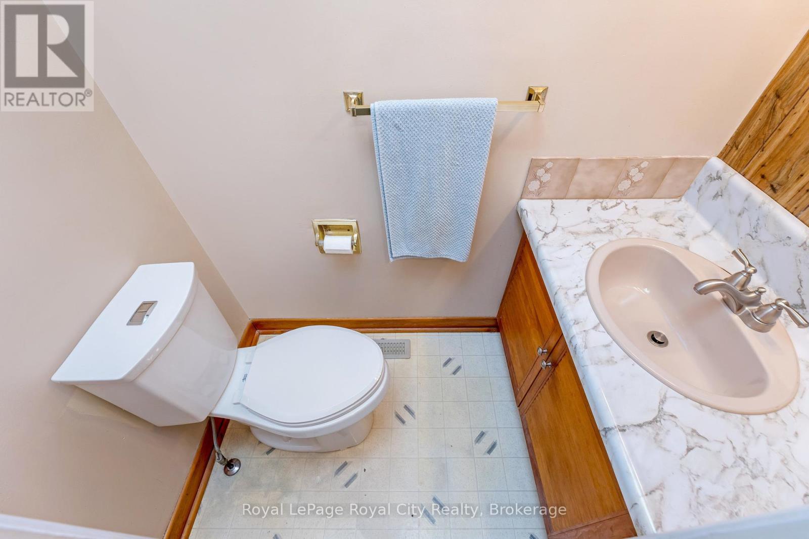 Photo 19 of 5949 Pagosa Court, Mississauga ON
