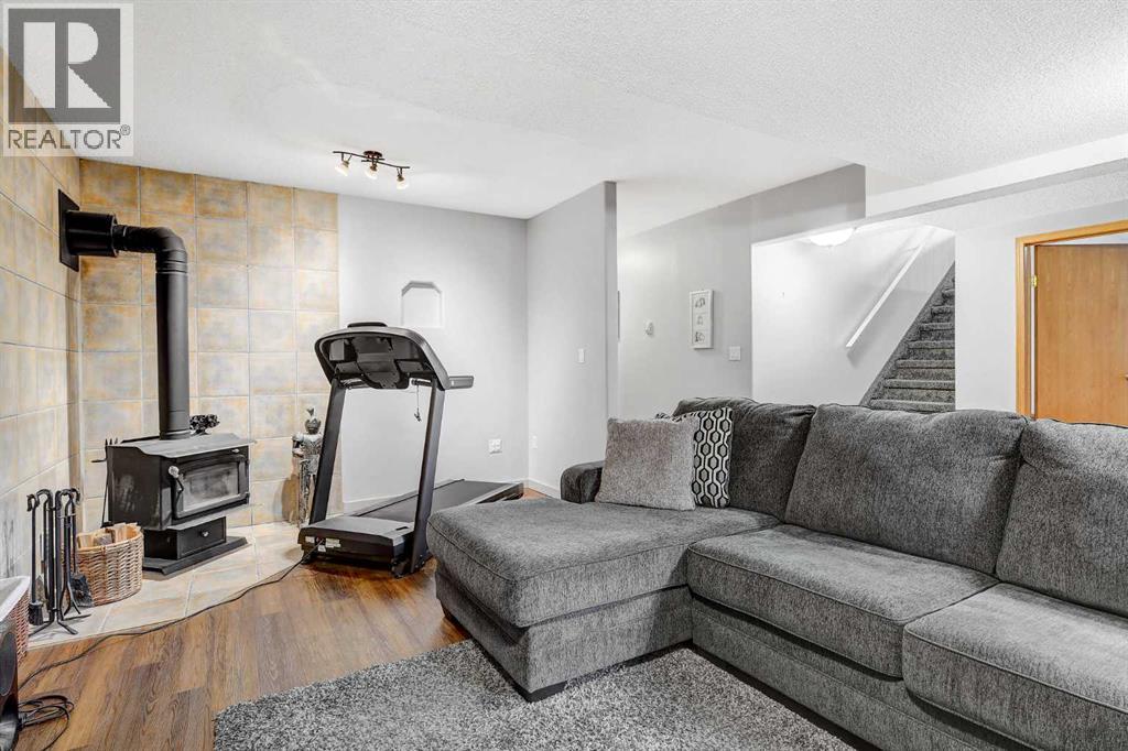 Photo 1 of 10202 114 A Avenue, Grande Prairie AB