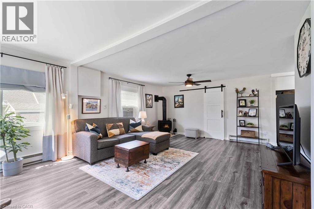 Photo 4 of 11110 Desiree Street, Wainfleet ON