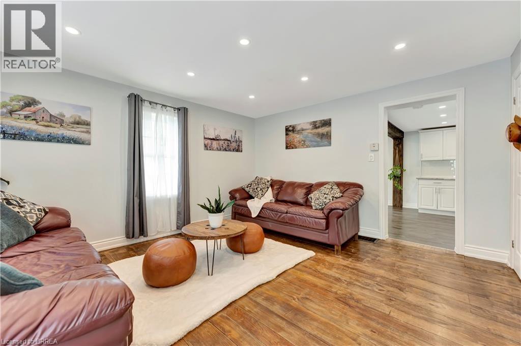 Photo 16 of 9 Lorimer Street, St George ON