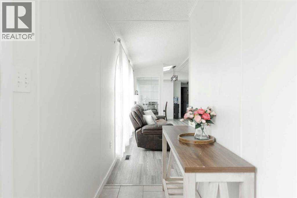 Photo 6 of 188 Caouette Crescent, Fort Mcmurray AB
