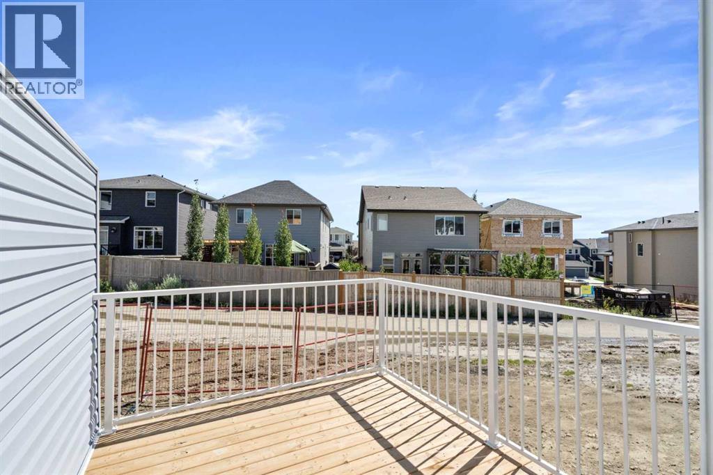 Photo 12 of 66 Heritage Circle, Cochrane AB