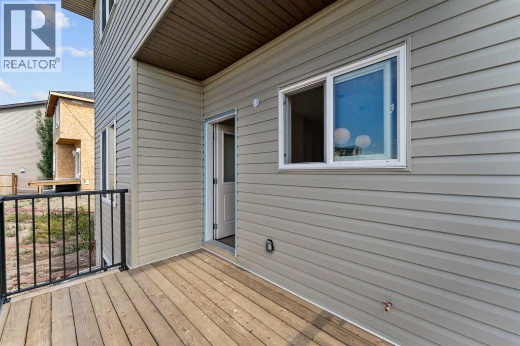 Photo 12 of 129 Heritage Boulevard, Cochrane AB