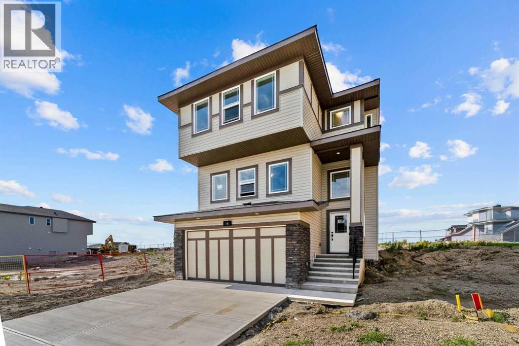 Photo 37 of 129 Heritage Boulevard, Cochrane AB