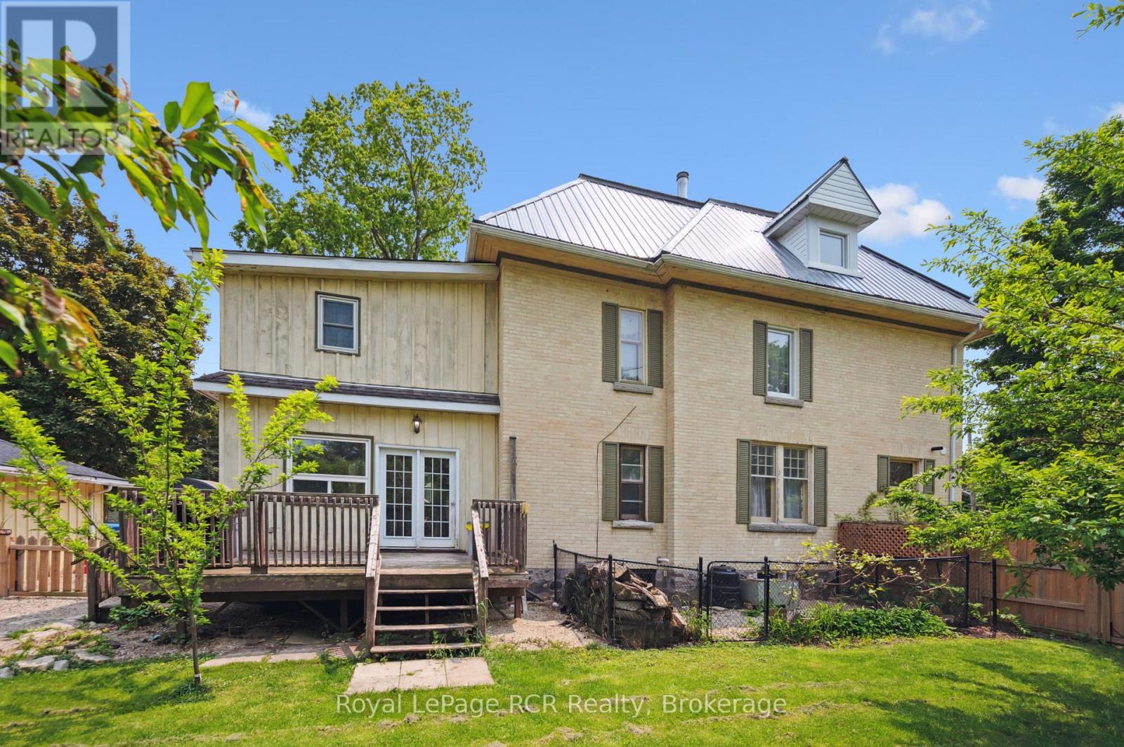 Photo 5 of 308 Fergus N, Wellington North ON