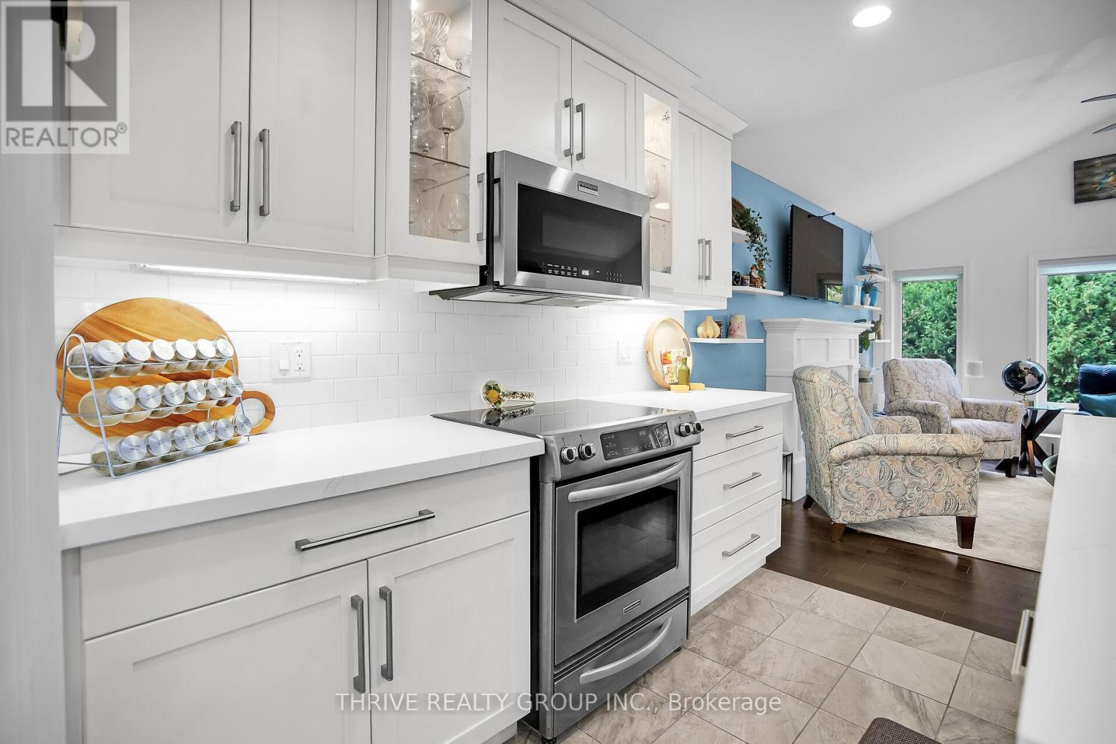 Photo 8 of 34 Blairmont Terrace, St Thomas ON