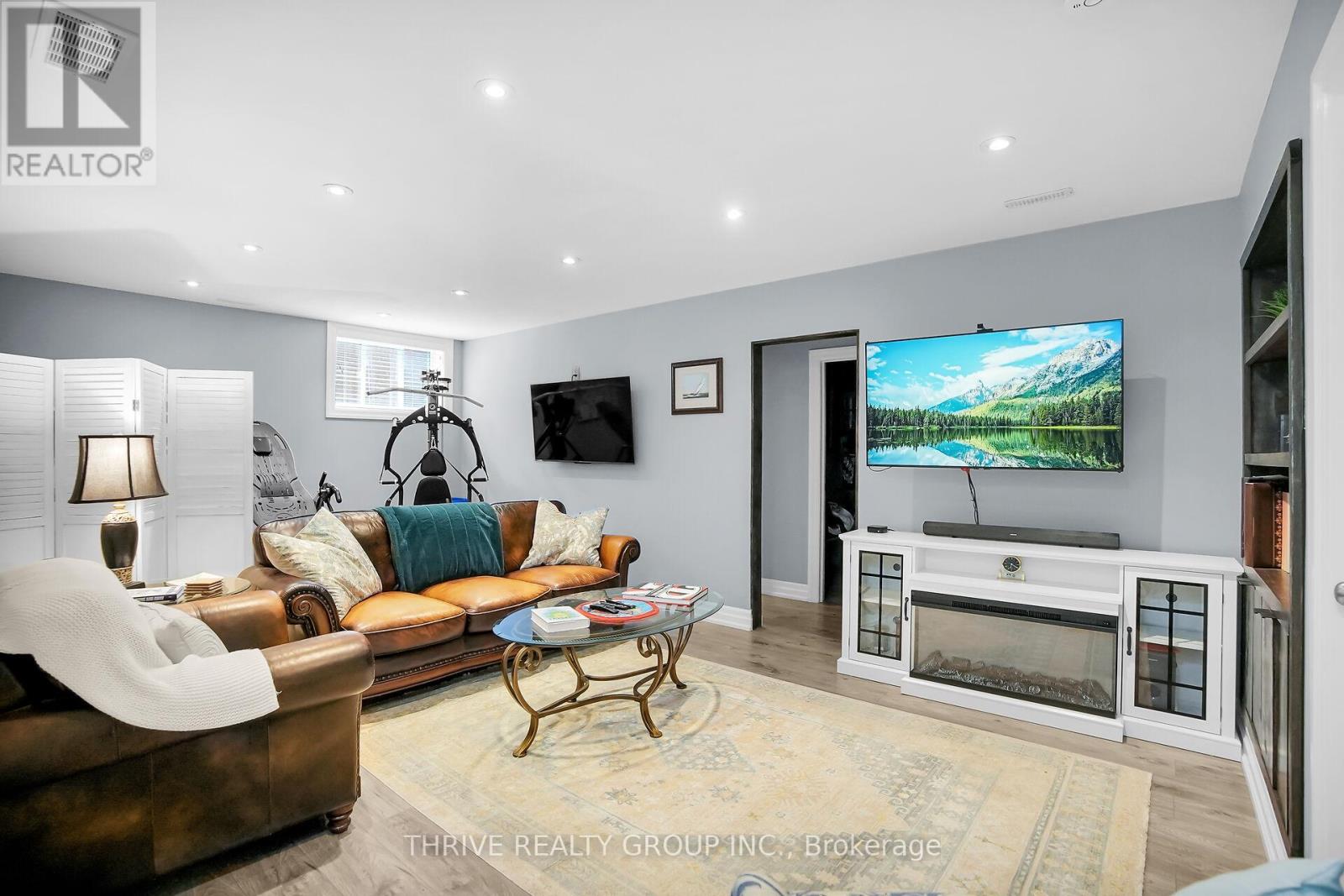 Photo 32 of 34 Blairmont Terrace, St Thomas ON
