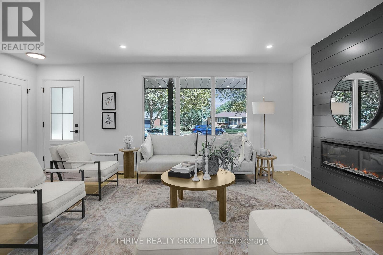 Photo 14 of 553 Viscount Road, London South ON