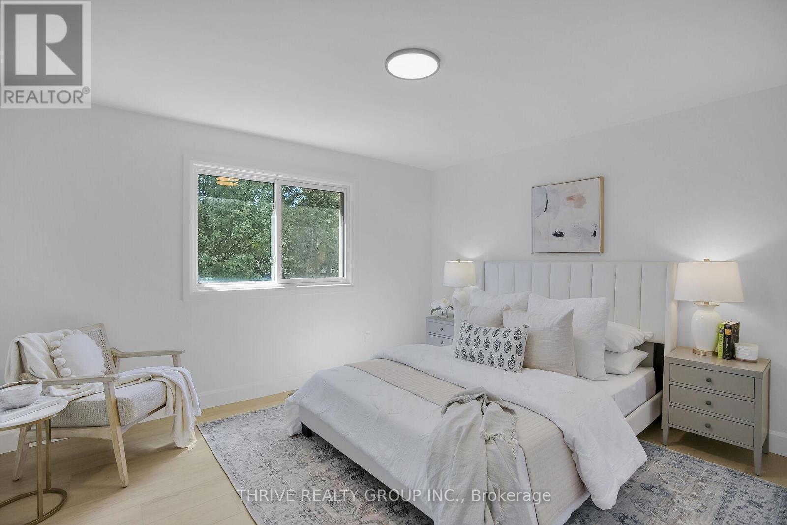 Photo 20 of 553 Viscount Road, London South ON