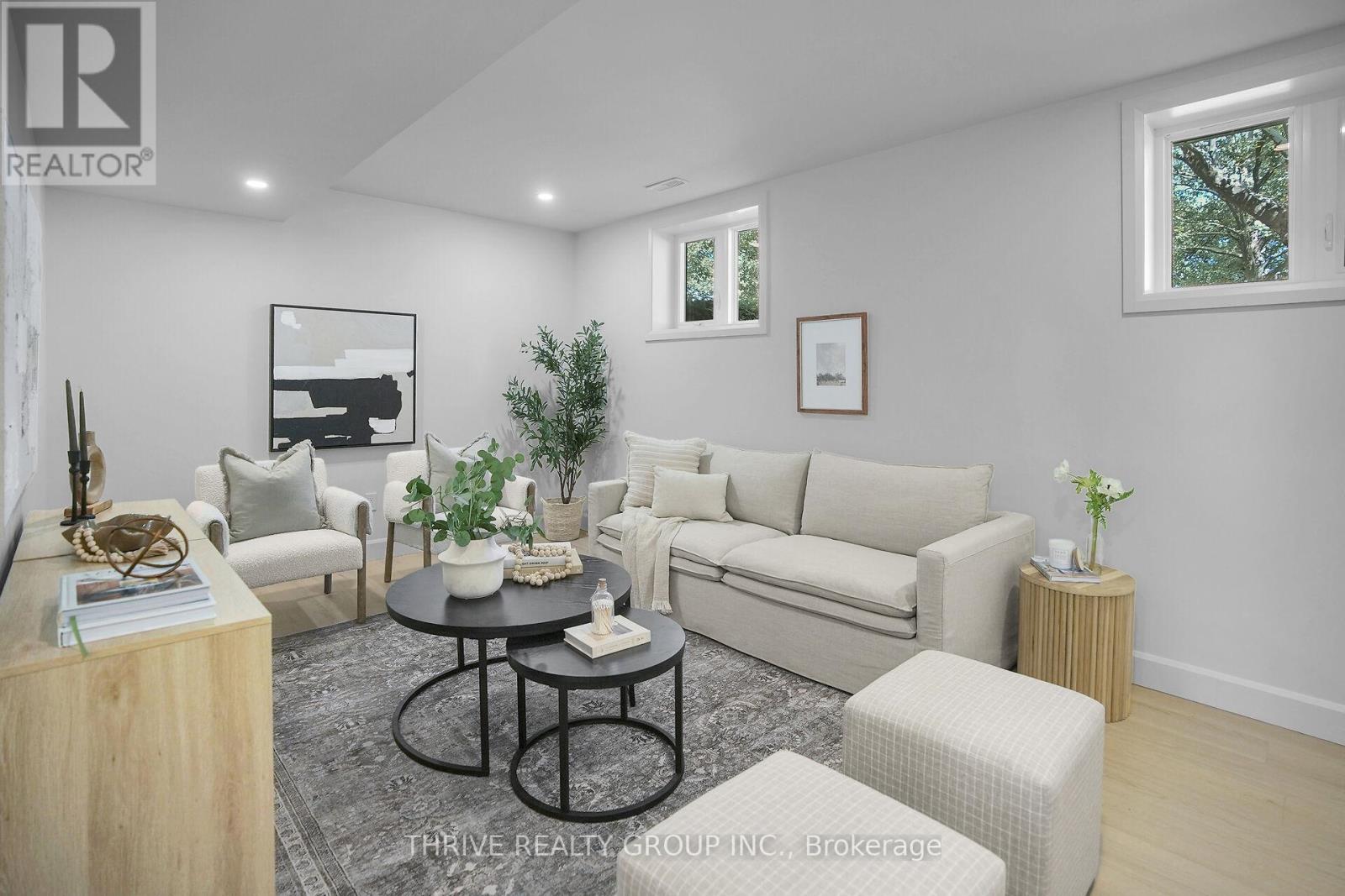 Photo 27 of 553 Viscount Road, London South ON