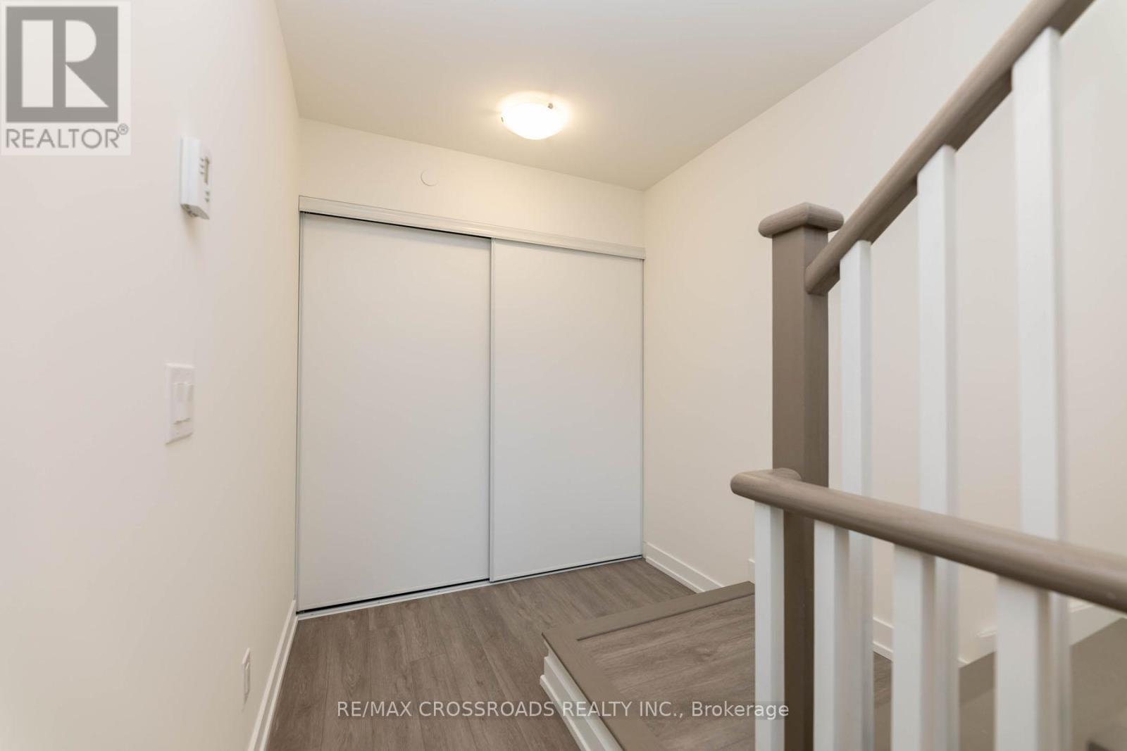 Photo 13 of Th 47 861 Sheppard Avenue W, Toronto ON