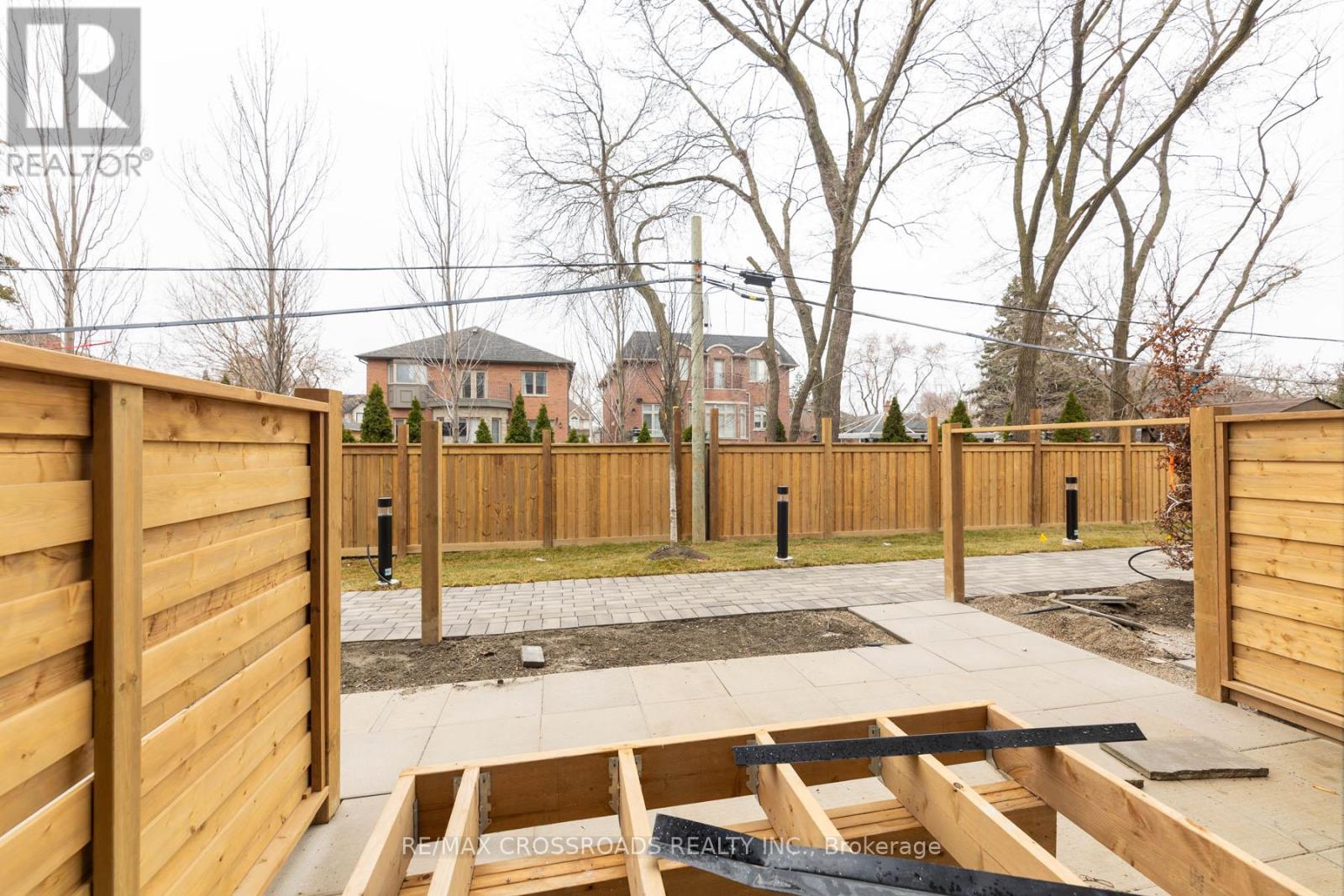 Photo 12 of Th 47 861 Sheppard Avenue W, Toronto ON