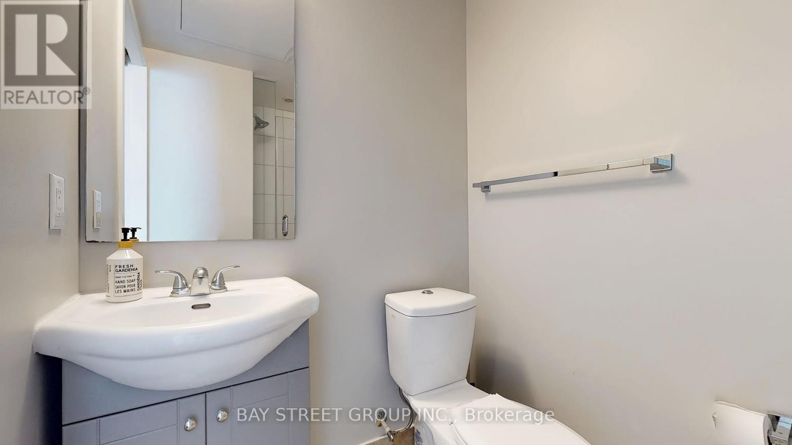 Photo 21 of 5903 14 York Street, Toronto ON