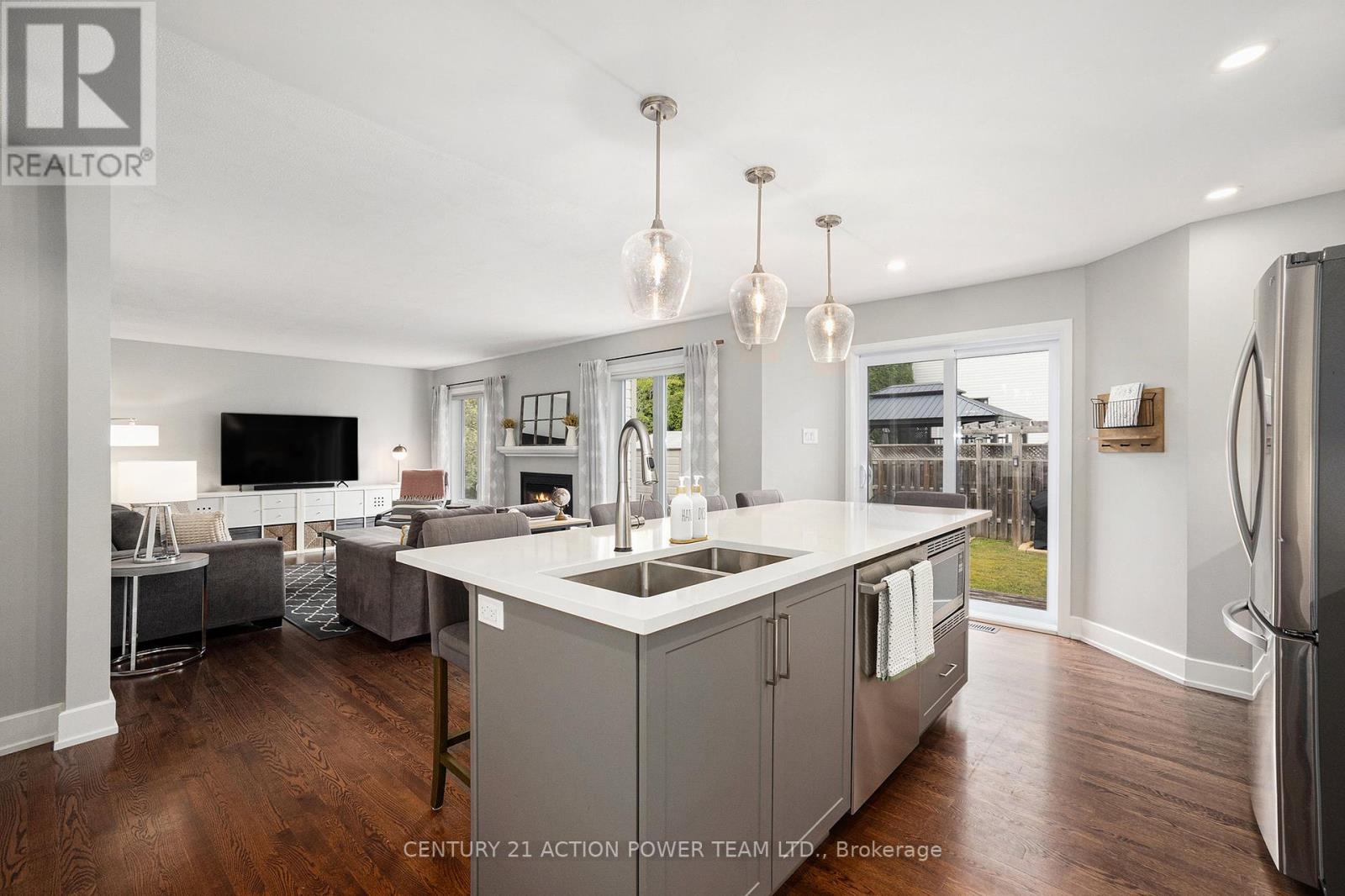 Photo 27 of 6008 Longleaf Drive, Ottawa ON