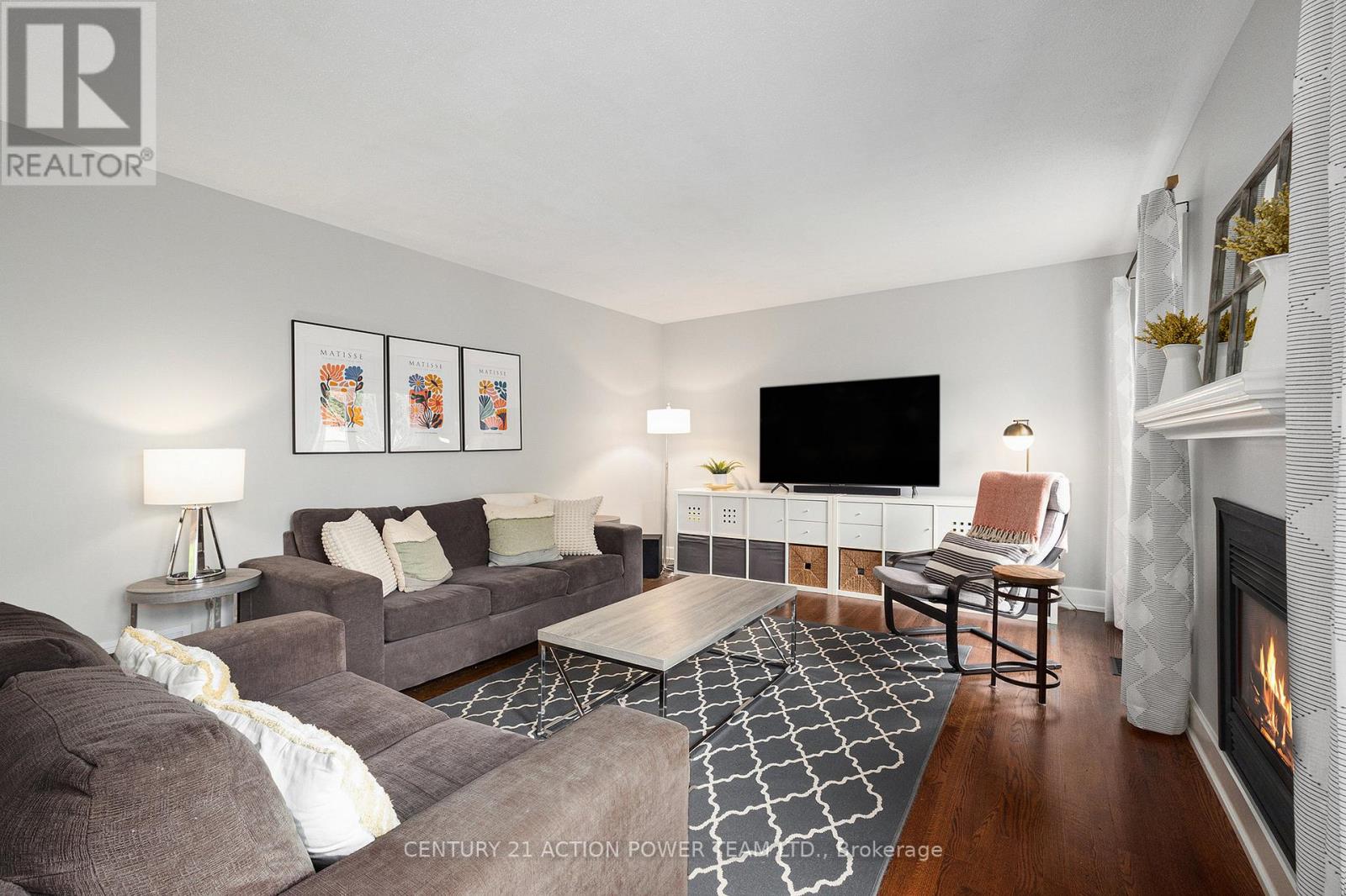 Photo 5 of 6008 Longleaf Drive, Ottawa ON