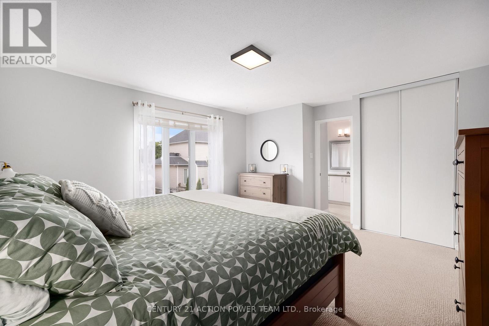 Photo 6 of 6008 Longleaf Drive, Ottawa ON