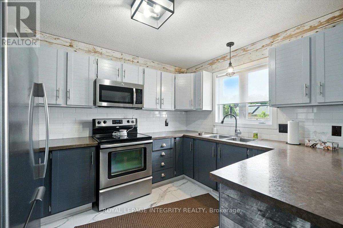 Photo 6 of 51 Marcel Street, Russell ON