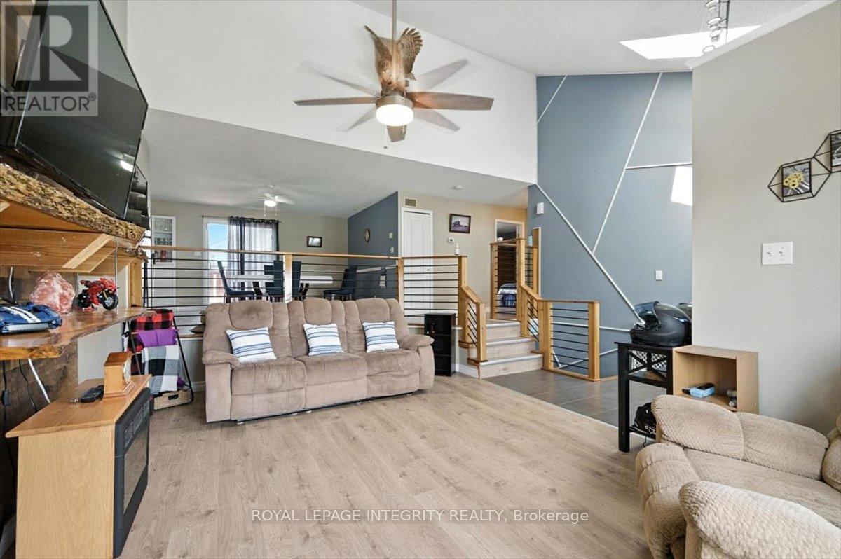 Photo 44 of 51 Marcel Street, Russell ON
