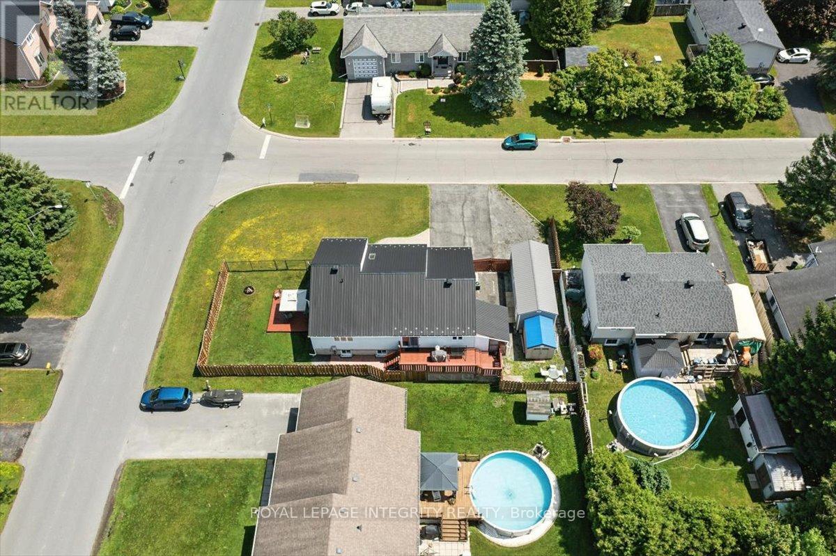 Photo 4 of 51 Marcel Street, Russell ON