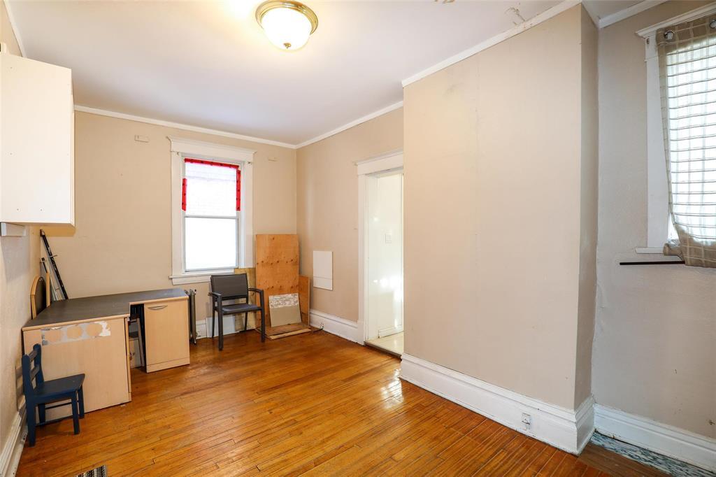 Photo 20 of 121 Canora Street, Winnipeg MB
