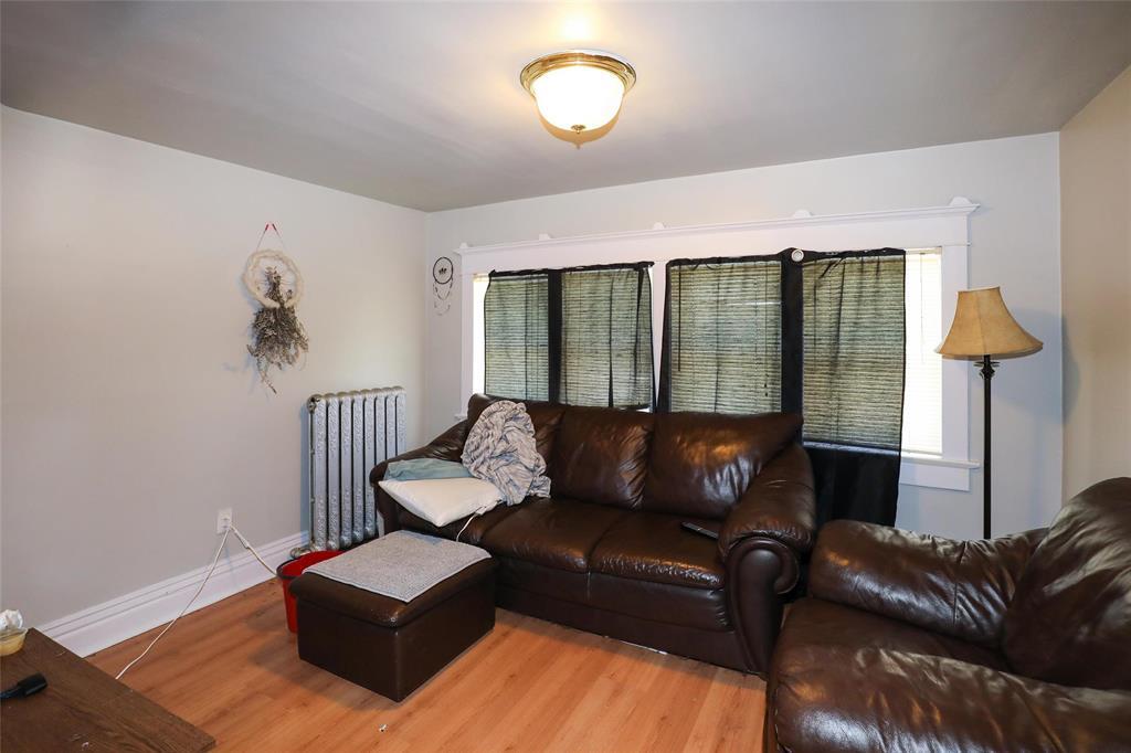 Photo 21 of 121 Canora Street, Winnipeg MB