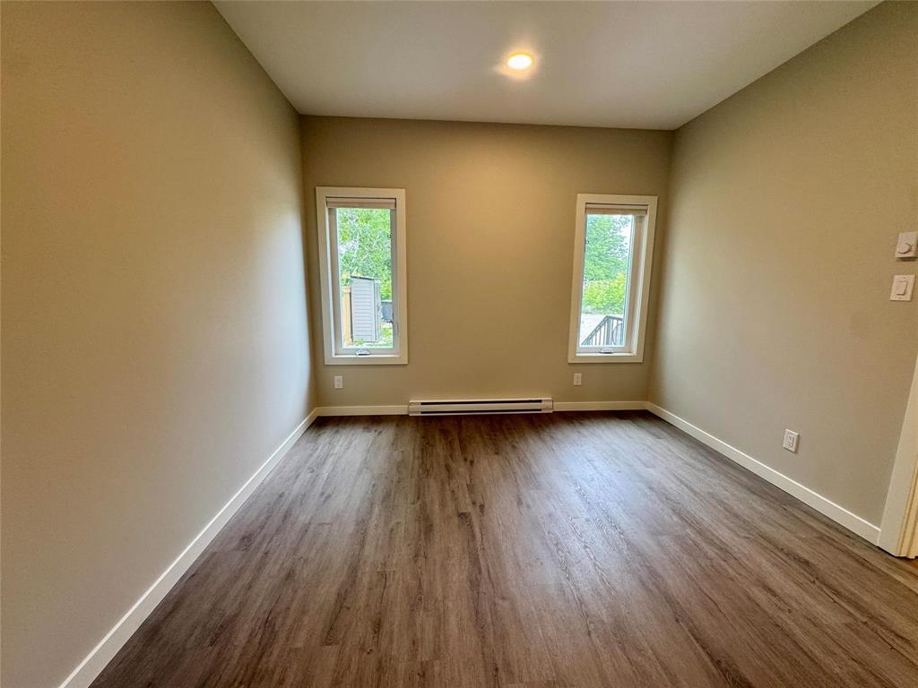 Photo 12 of 1 2 19 Regal Avenue, Winnipeg MB