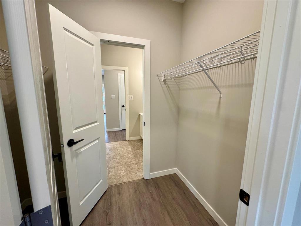 Photo 14 of 1 2 19 Regal Avenue, Winnipeg MB