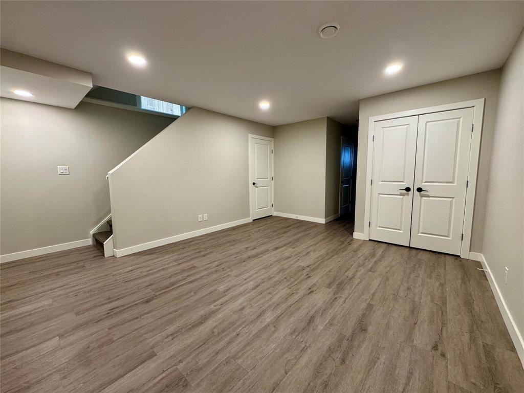 Photo 6 of 1 2 19 Regal Avenue, Winnipeg MB