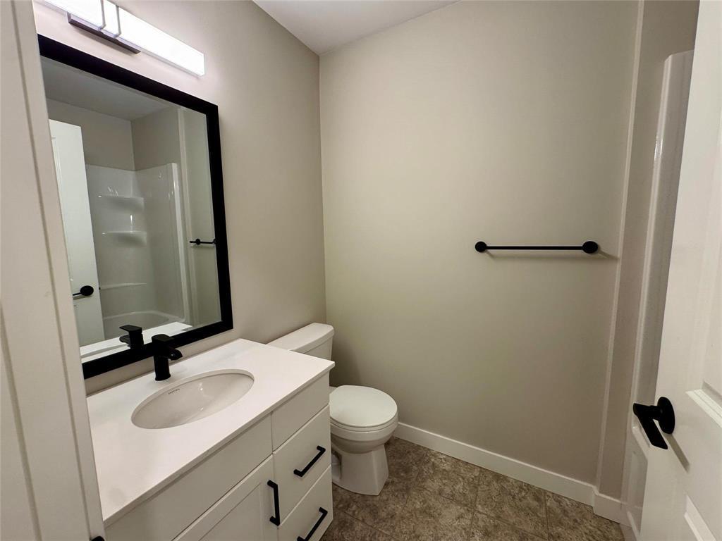 Photo 37 of 1 2 19 Regal Avenue, Winnipeg MB