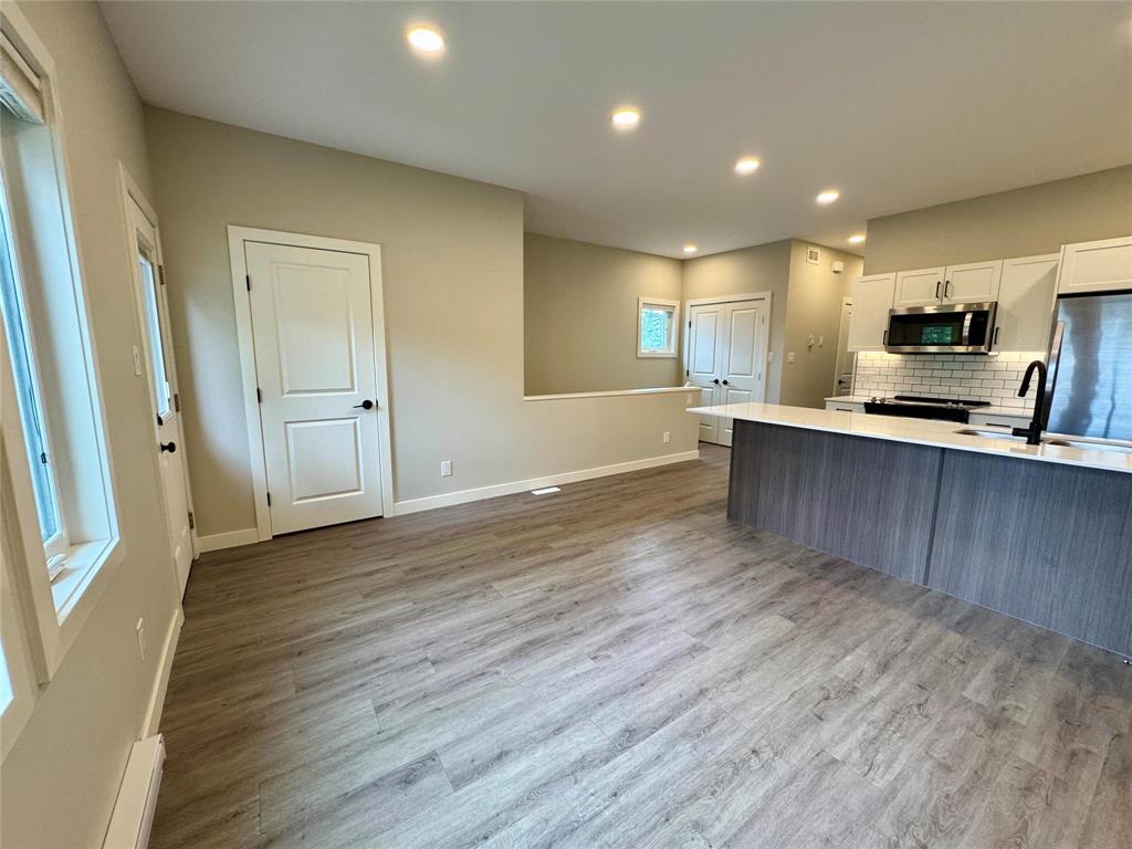Photo 33 of 1 2 19 Regal Avenue, Winnipeg MB