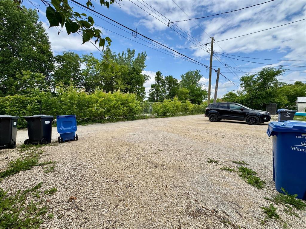 Photo 23 of 1 2 19 Regal Avenue, Winnipeg MB