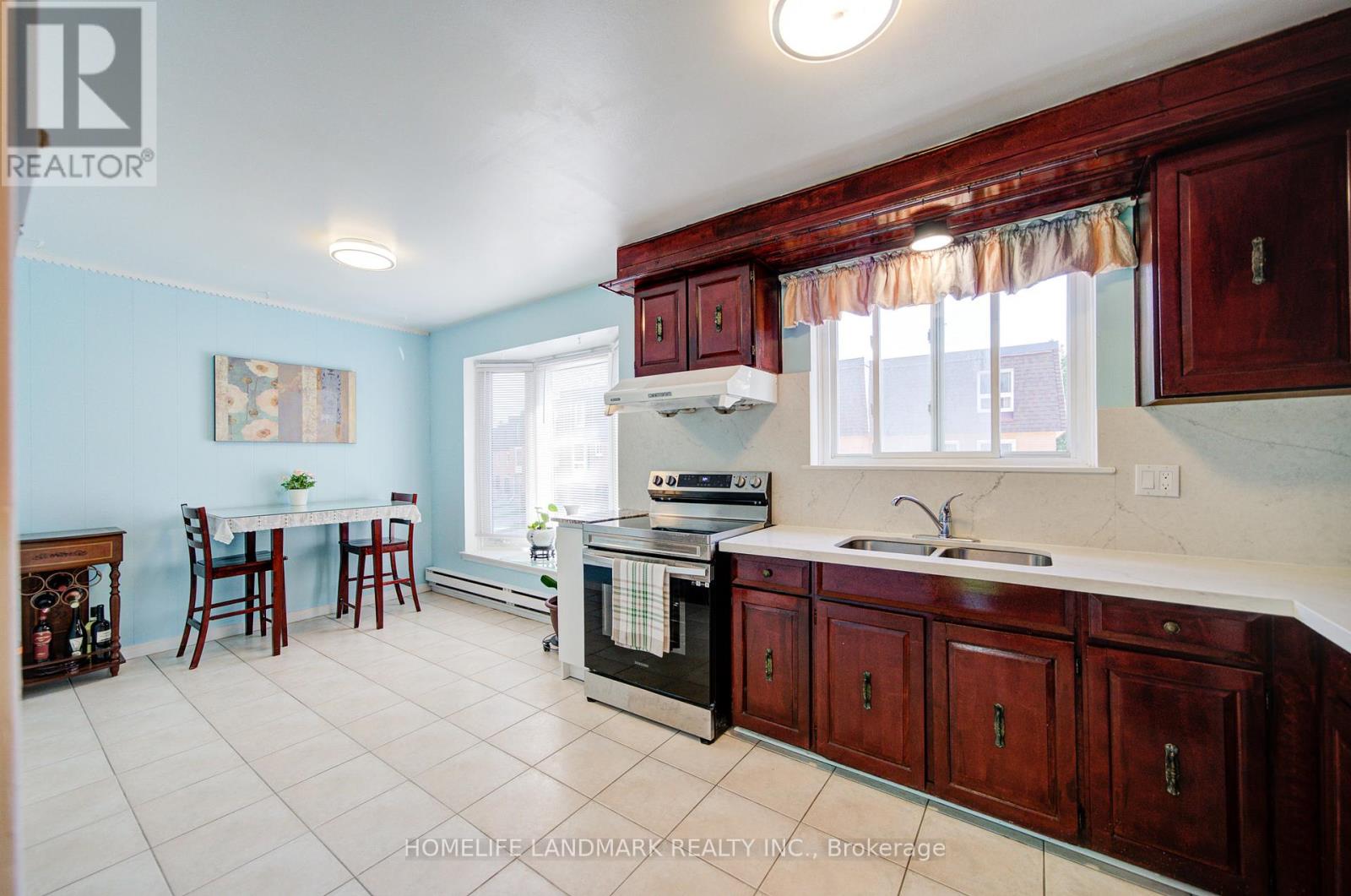 Photo 14 of 12 90 Crockamhill Drive, Toronto ON