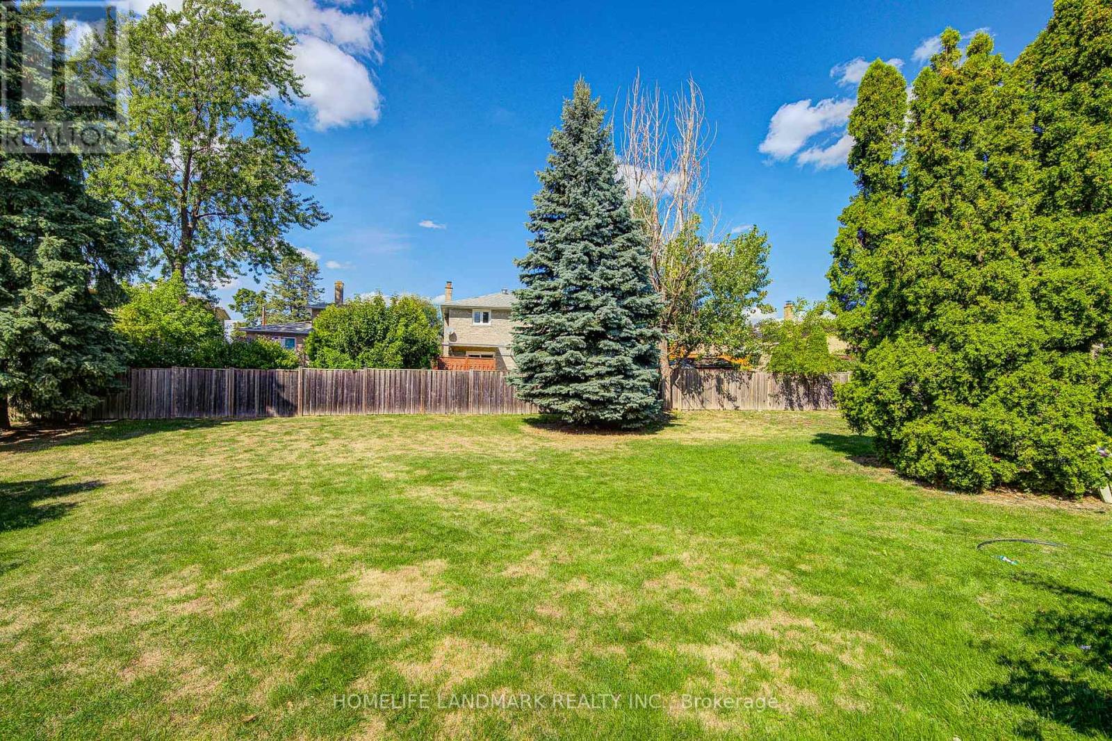 Photo 37 of 12 90 Crockamhill Drive, Toronto ON