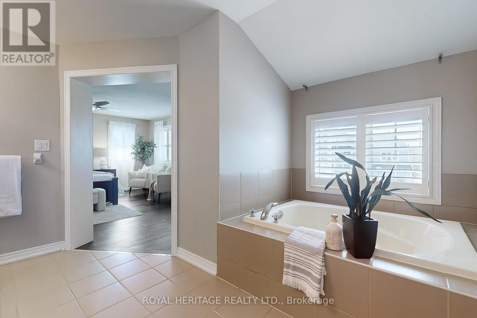 Photo 50 of 47 Sisson Lane, Clarington ON