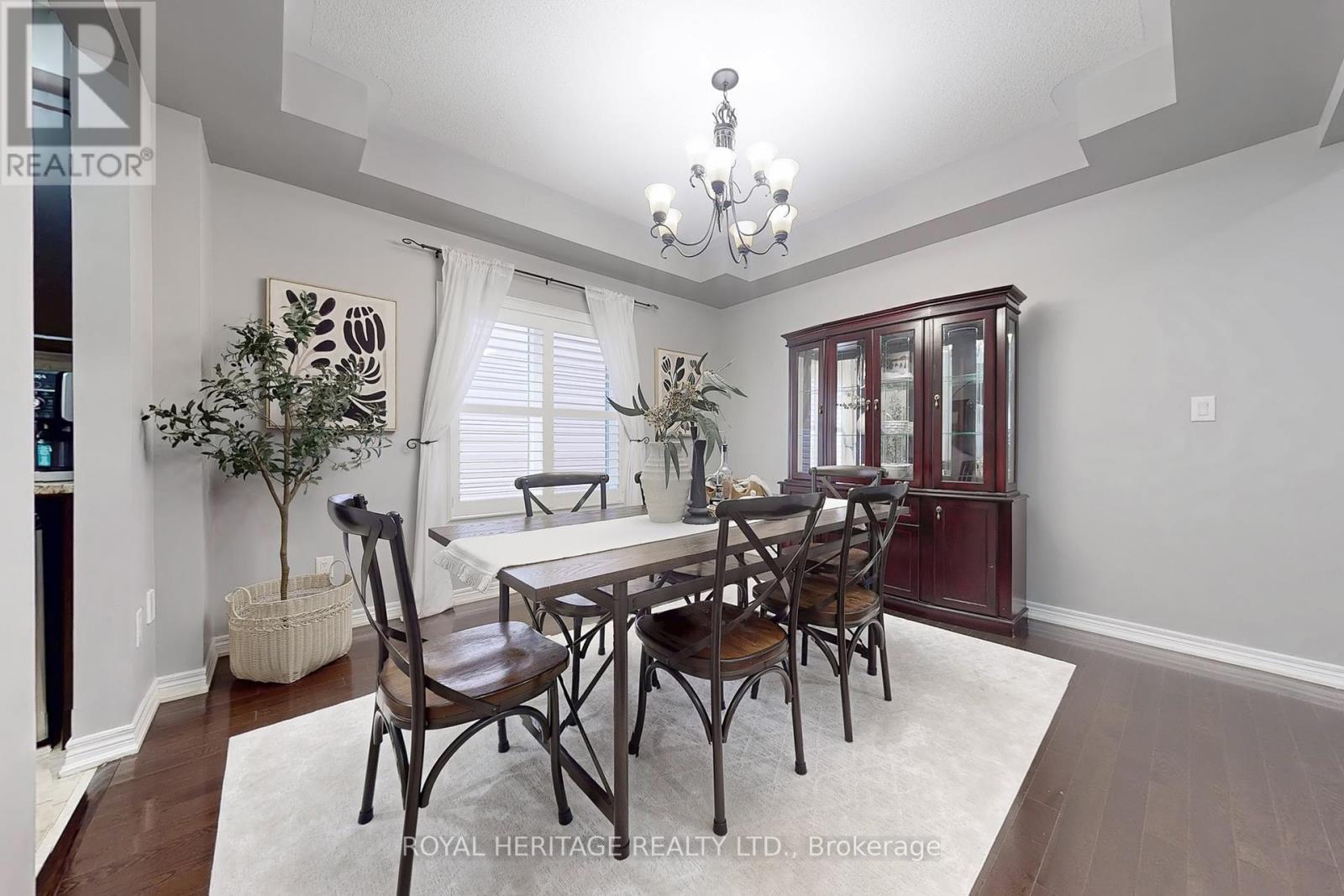 Photo 3 of 47 Sisson Lane, Clarington ON