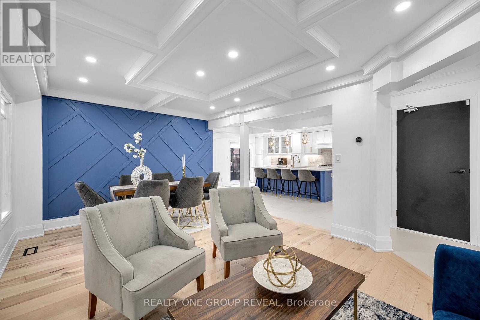 Photo 16 of 1 Bridgid Drive, Whitby ON