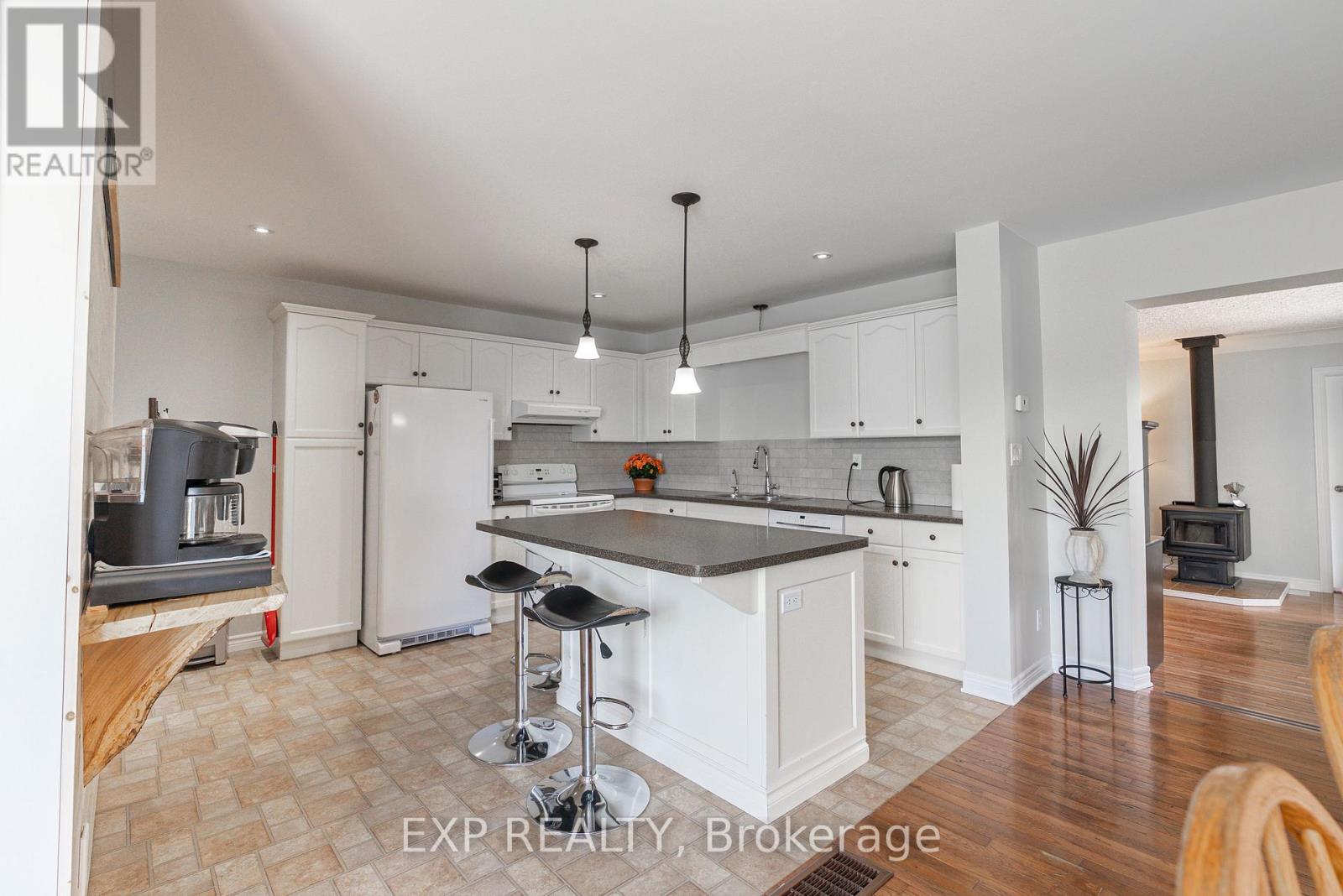 Photo 17 of 2446 Burger Road, Fort Erie ON
