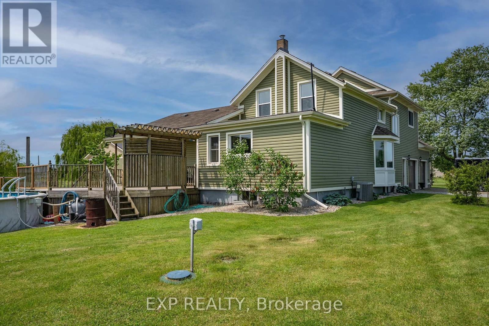 Photo 4 of 2446 Burger Road, Fort Erie ON