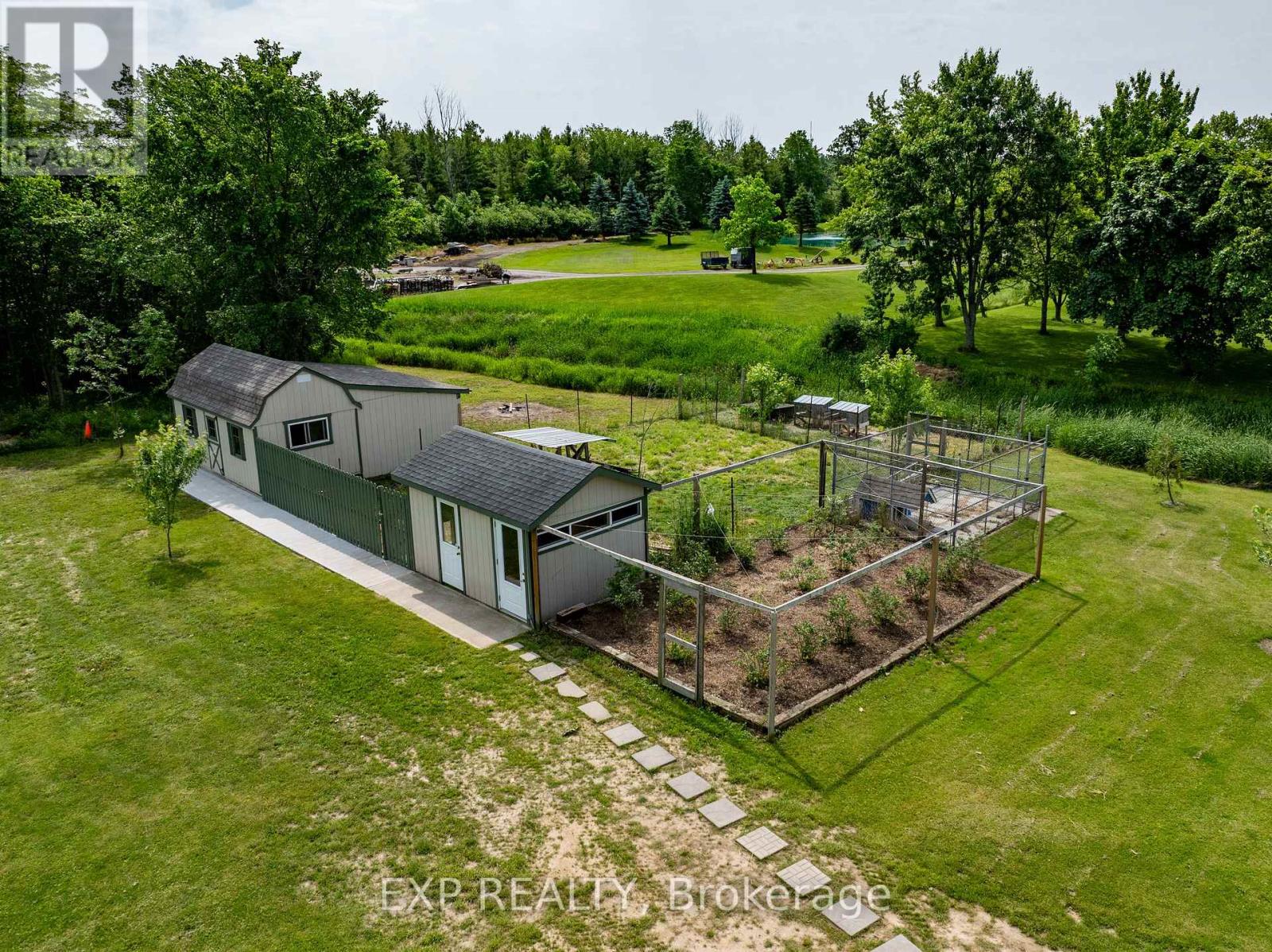 Photo 9 of 2446 Burger Road, Fort Erie ON