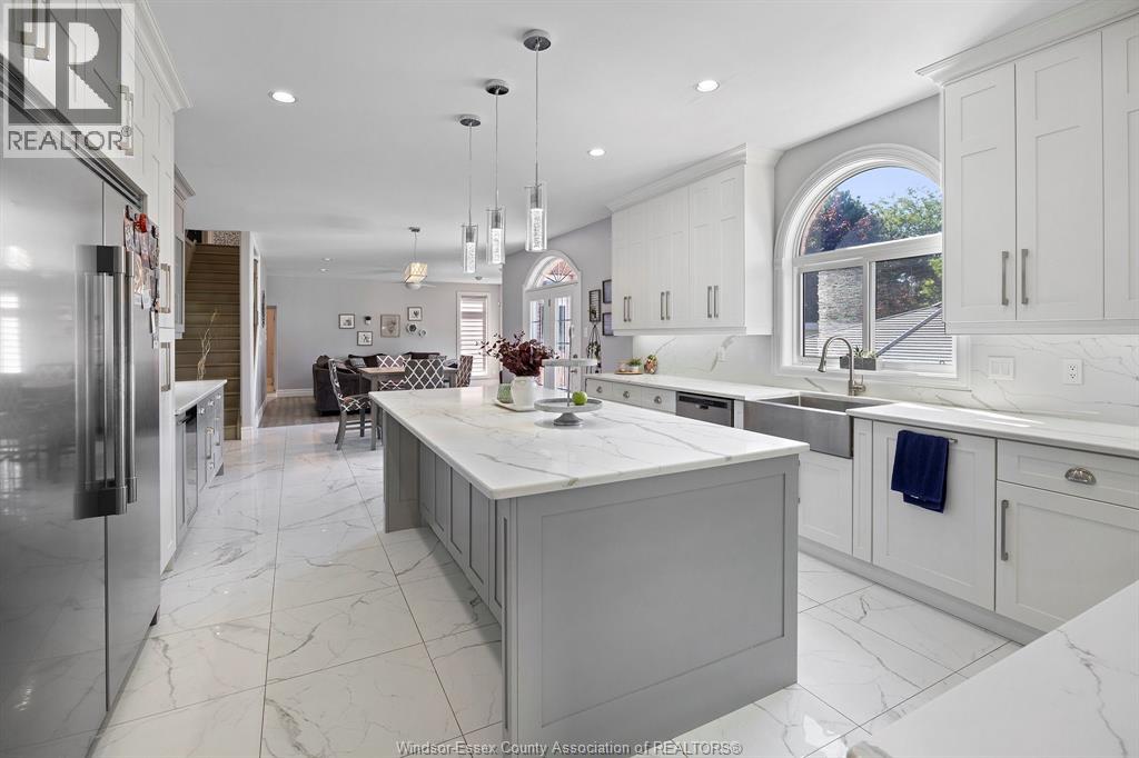 Photo 16 of 449 Chambers Drive, Lakeshore ON