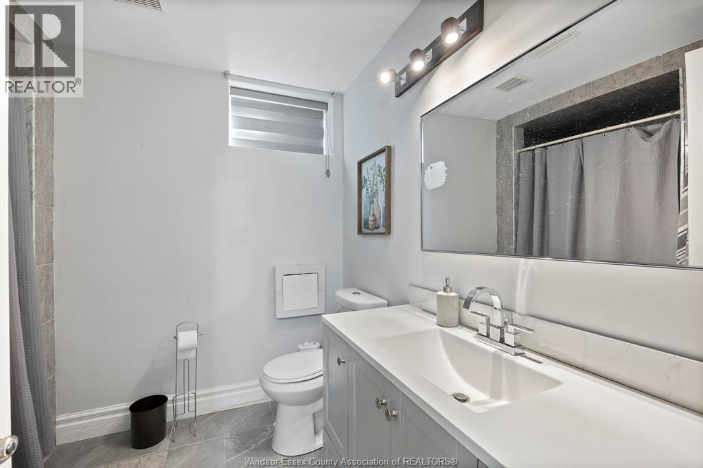 Photo 24 of 449 Chambers Drive, Lakeshore ON
