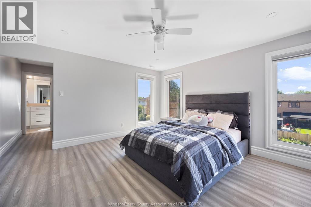 Photo 32 of 449 Chambers Drive, Lakeshore ON