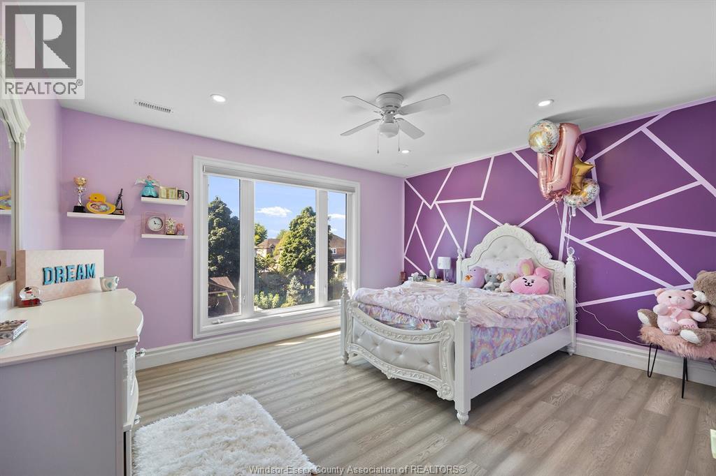 Photo 35 of 449 Chambers Drive, Lakeshore ON