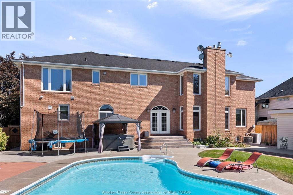 Photo 49 of 449 Chambers Drive, Lakeshore ON