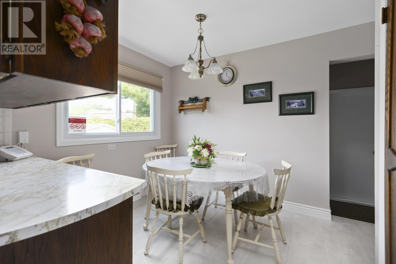 Photo 40 of 83 Plaintree Dr, Sault Ste Marie ON