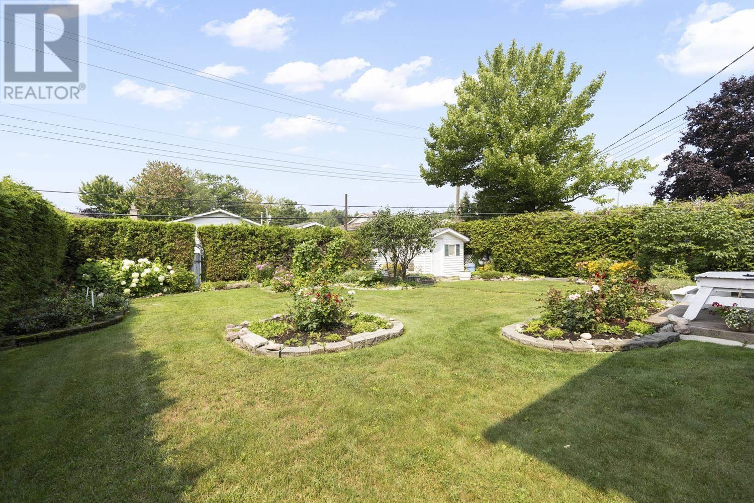Photo 34 of 83 Plaintree Dr, Sault Ste Marie ON