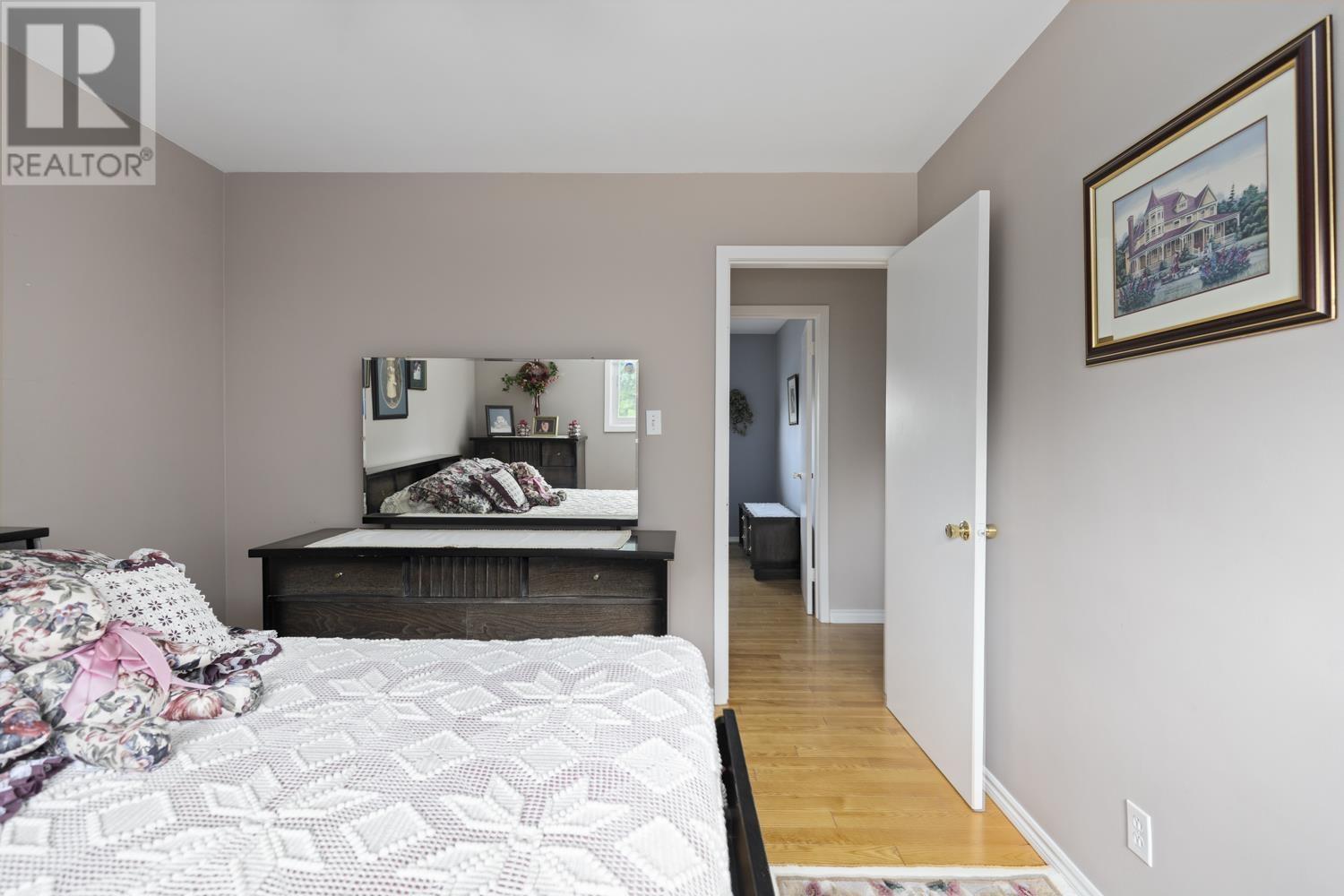 Photo 35 of 83 Plaintree Dr, Sault Ste Marie ON