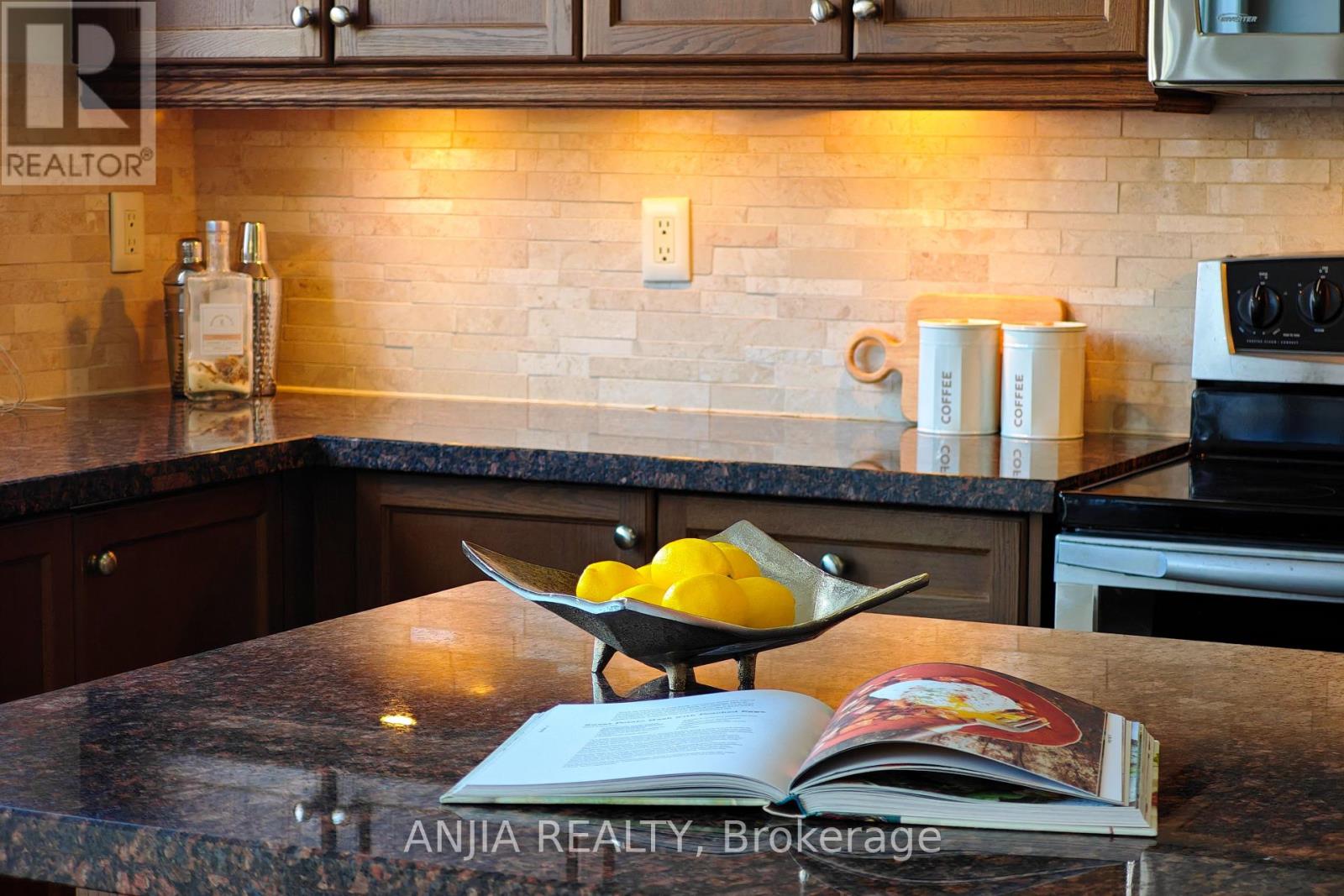 Photo 46 of 151 Manley Avenue, Whitchurchstouffville ON