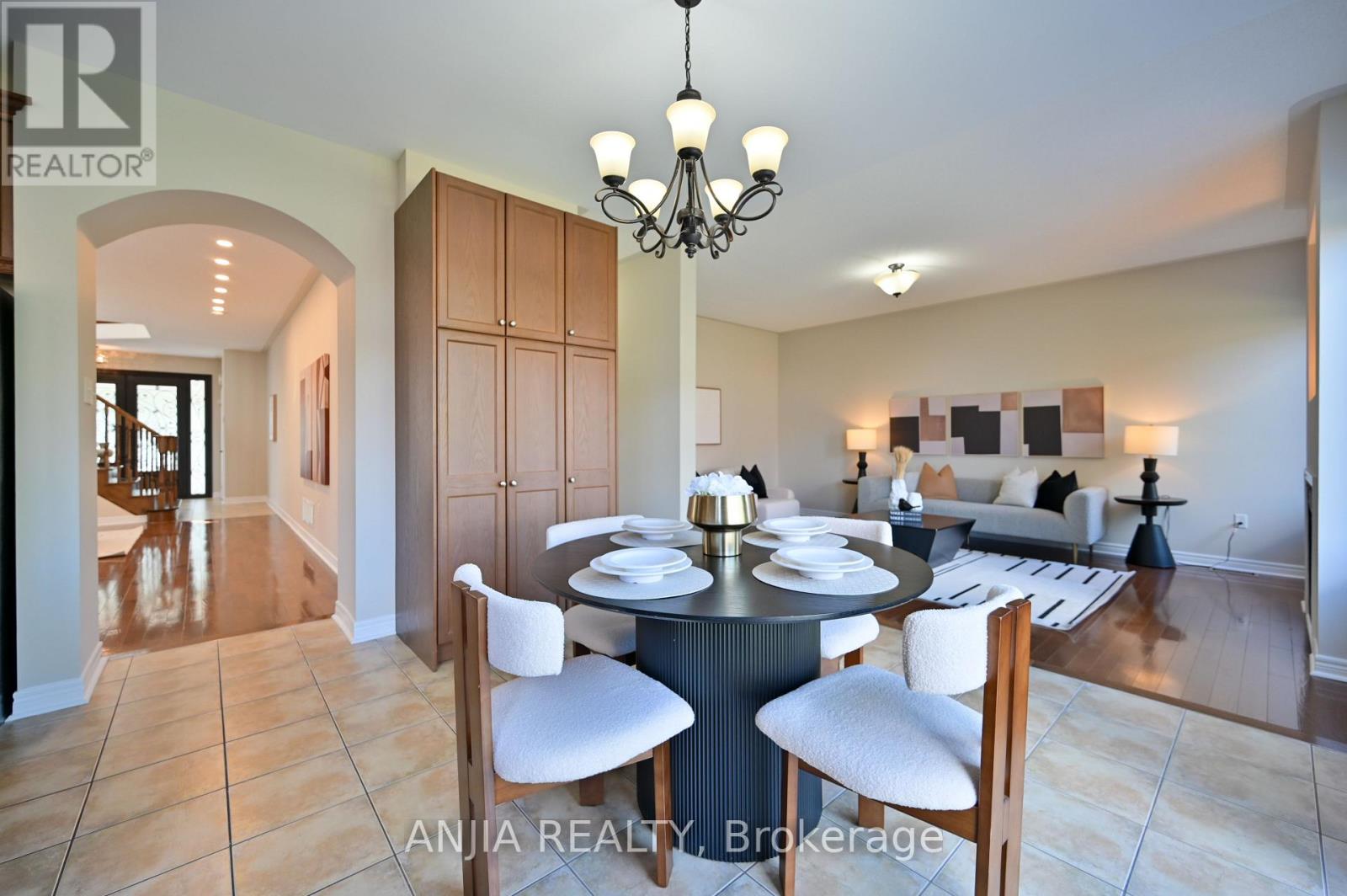 Photo 48 of 151 Manley Avenue, Whitchurchstouffville ON