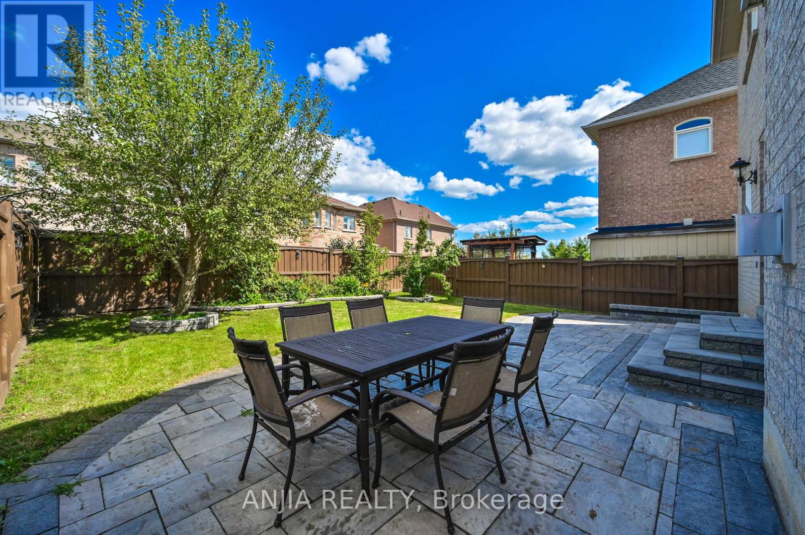 Photo 39 of 151 Manley Avenue, Whitchurchstouffville ON